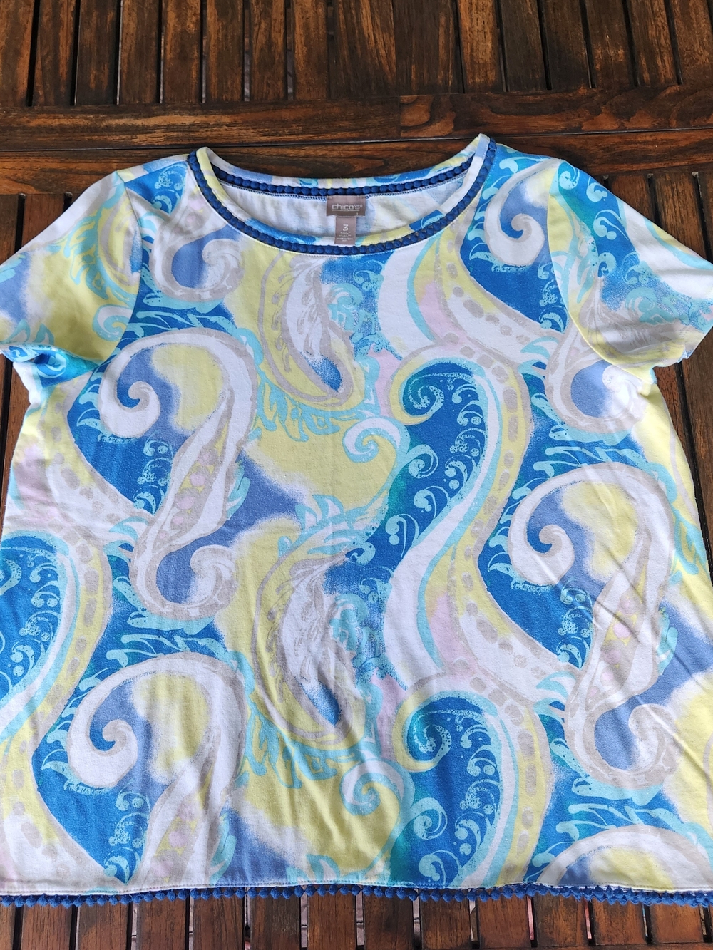 Women's Chico's Blue and White Paisley Top with Navy Pom-Pom Trim Size 3 (XL)
